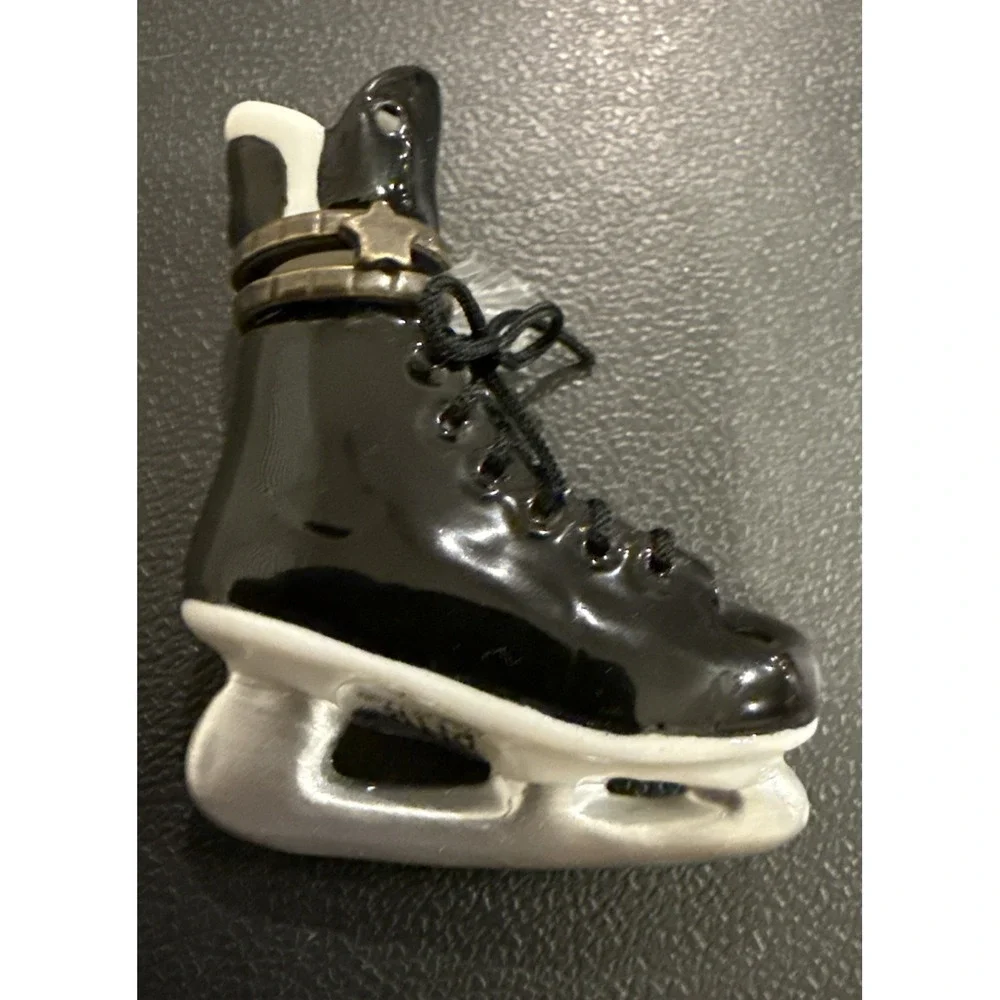 PHN Black Porcelain Ice Hockey Skate Puck Hinged‎ Trinket Pill Box